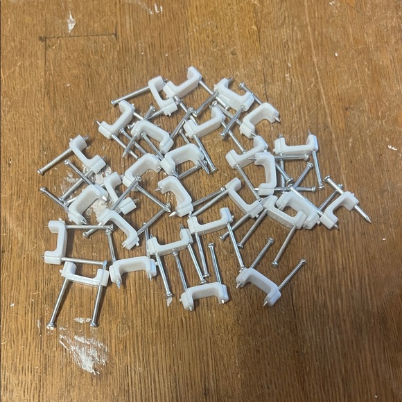 Power Basics Assorted Staples - Picture 6 of 9